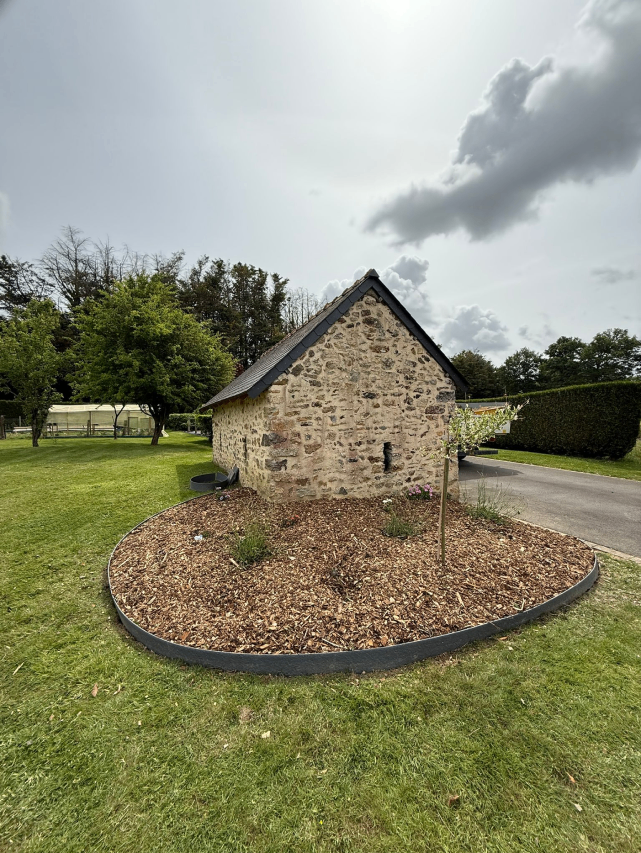 Gerard Elagage Paysage En Mayenne IMG 20250723 WA0001 168